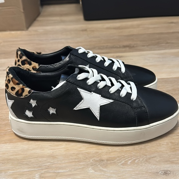 MAISON SI size 8.5 black sneaker white star detailing and cheetah heel - Picture 4 of 6